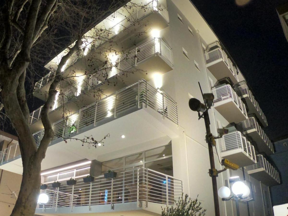Hotel Half Moon Airport Restaurant Rímini Exterior foto
